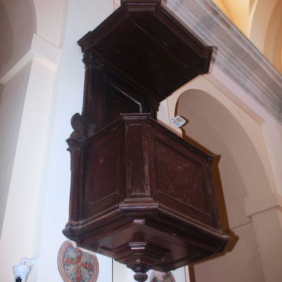 Pulpito ligneo