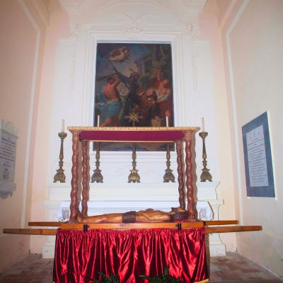 Cristo in urna processionale